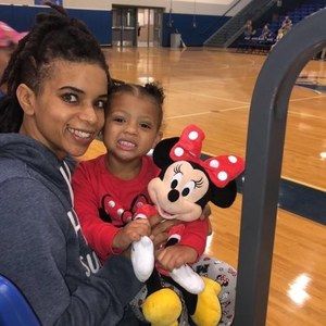 Meet your Posher, Whitney